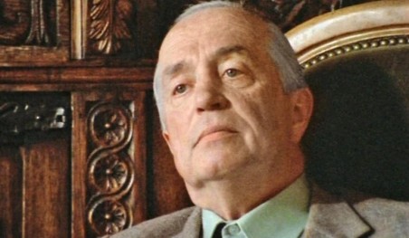 מבקר מהחיים